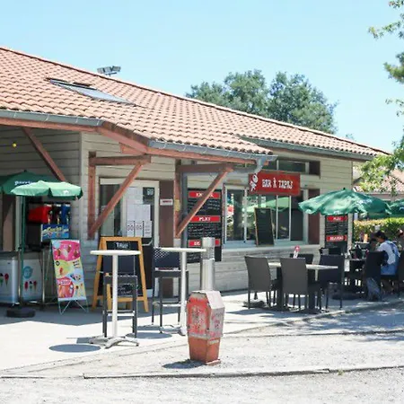 Mobil Pour 7 Pers Avec Terrasse à - Api-1-52-418